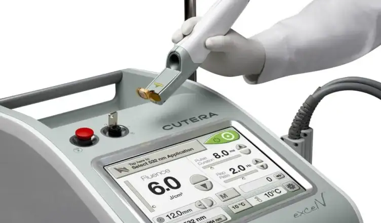 rozines-gydymas-lazeriu-belladerma-klinikoje-kaune